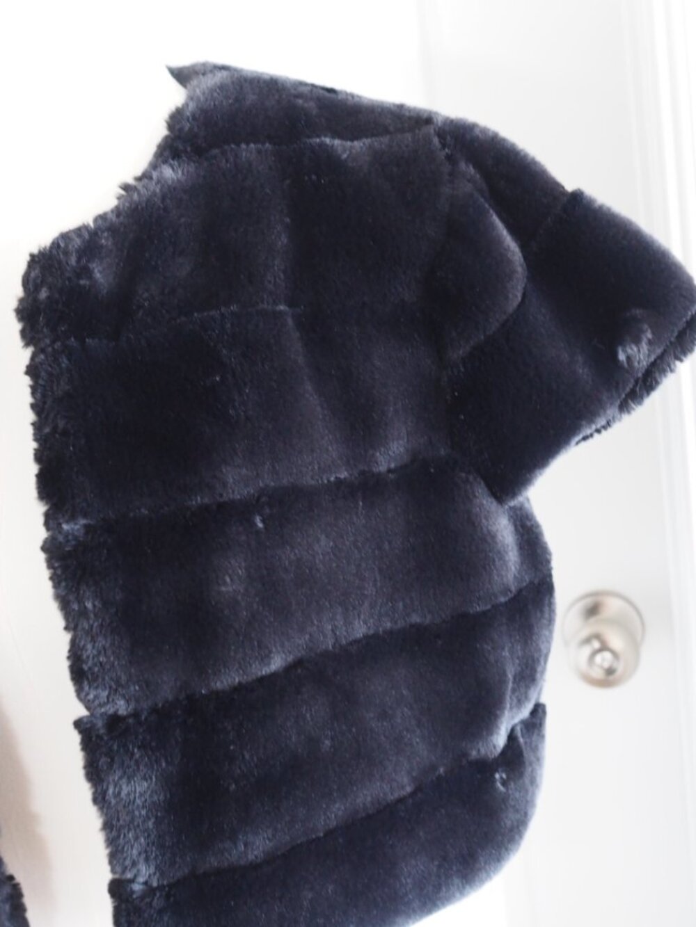 JW Jason Wu Kohl's Black Faux Fur Cropped Bolero Jacket L Quiet Luxury Old Money - Picture 10 of 15